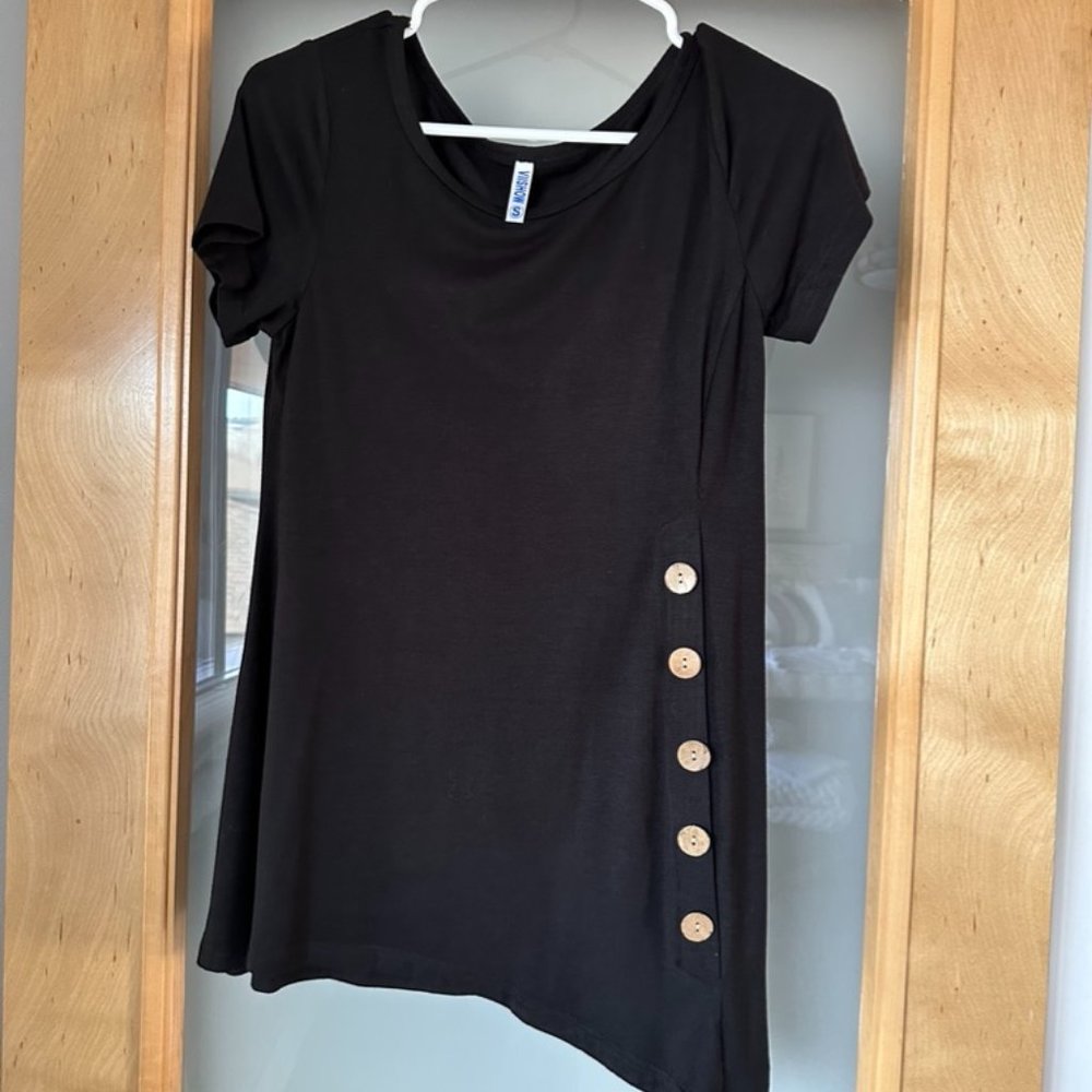 Black Flowy Top,  Buttons on Side, size small